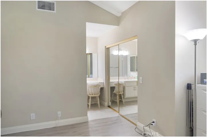 902 Creekside, Fullerton, California 92833
