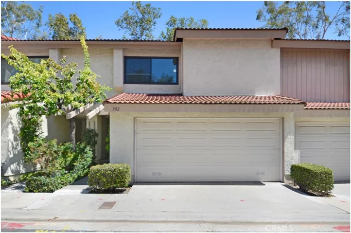 902 Creekside, Fullerton, California 92833