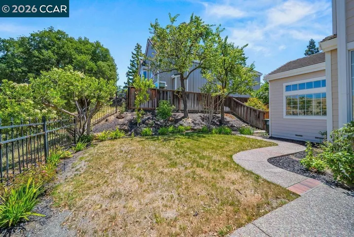 3051 Miwok Way, Clayton, California 94517