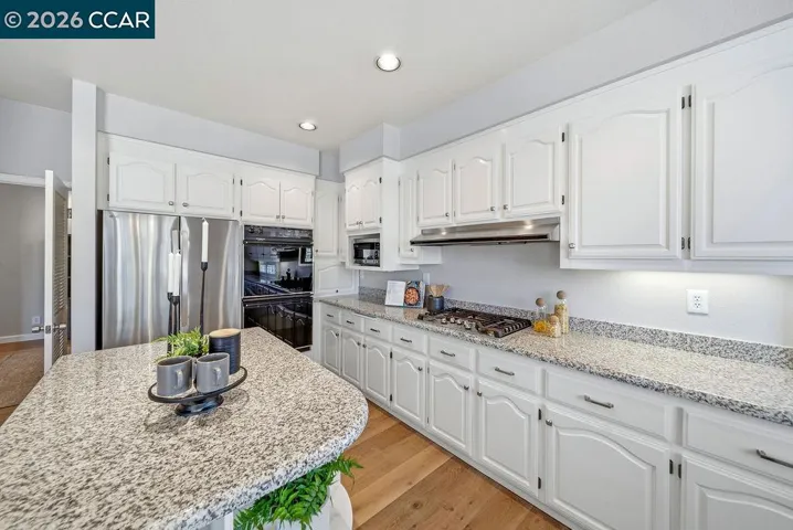 3051 Miwok Way, Clayton, California 94517