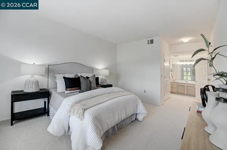 1860 Tice Creek Dr 1427, Walnut Creek, California 94595