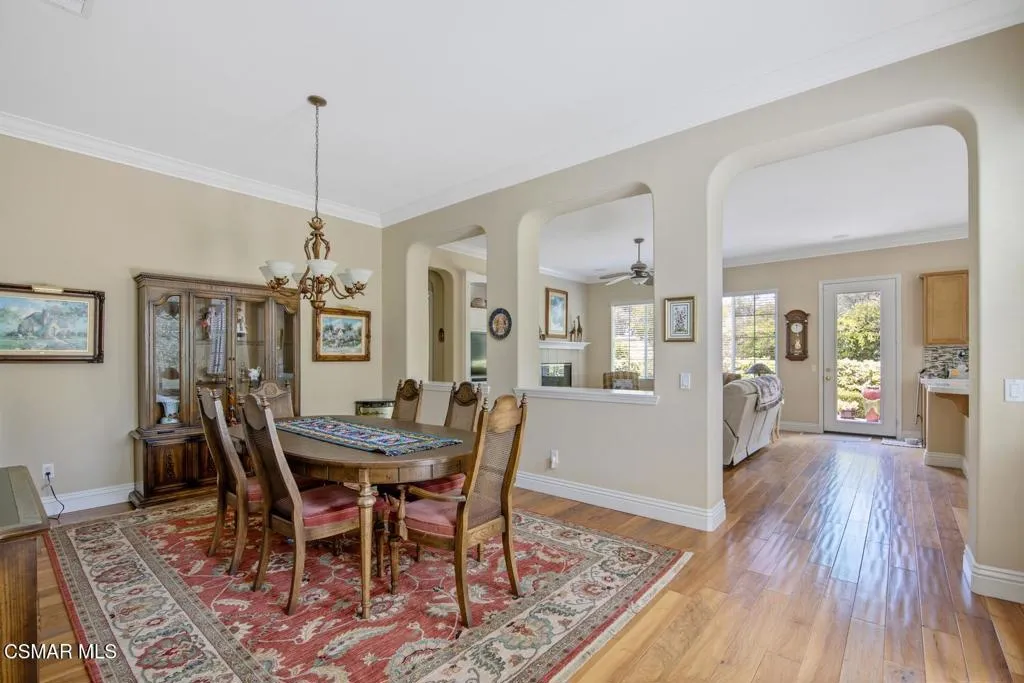 gallery-image 5