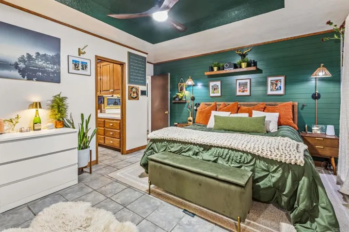 755 Beacon Place, Escondido, California 92025