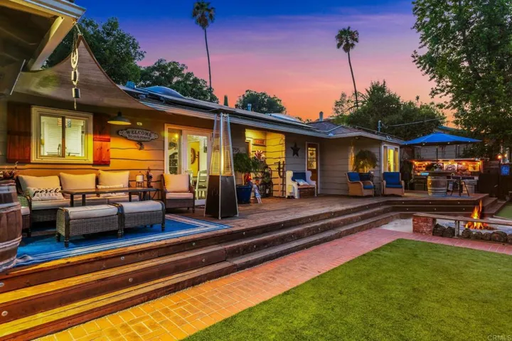 755 Beacon Place, Escondido, California 92025