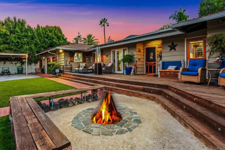 755 Beacon Place, Escondido, California 92025