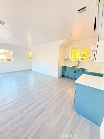 11108 S Avalon, Los Angeles, California 90061