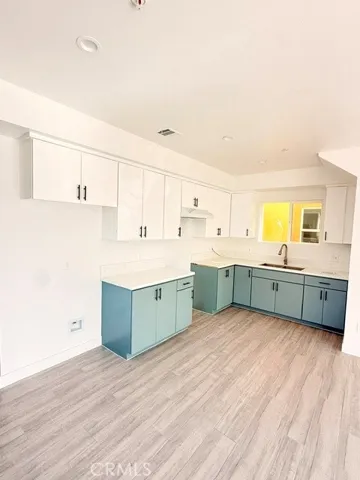 11108 S Avalon, Los Angeles, California 90061