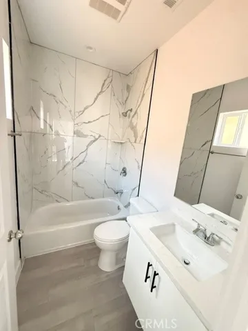 11108 S Avalon, Los Angeles, California 90061