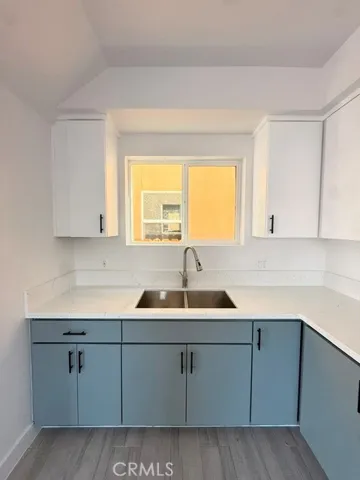 11108 S Avalon, Los Angeles, California 90061