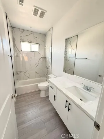 11108 S Avalon, Los Angeles, California 90061