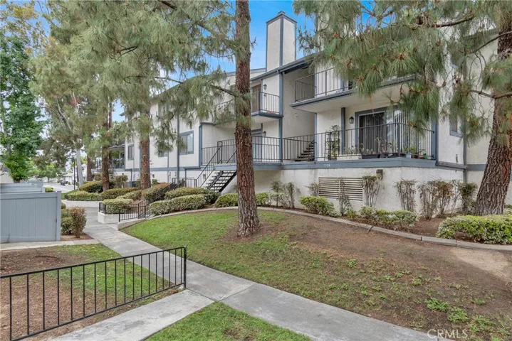 1704 Bridgeport, West Covina, California 91791