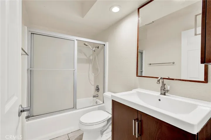 1704 Bridgeport, West Covina, California 91791
