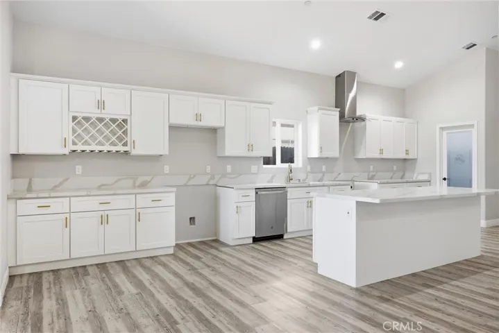 547 Shady Meadow Court, Bakersfield, California 93308