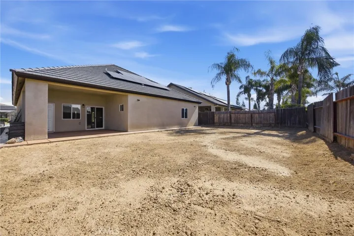547 Shady Meadow Court, Bakersfield, California 93308