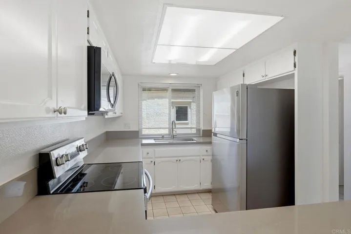 6805 Briarwood Drive, Carlsbad, California 92011