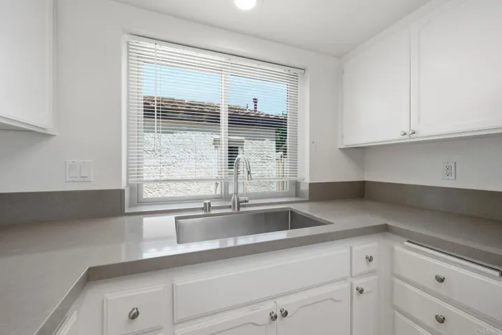 6805 Briarwood Drive, Carlsbad, California 92011