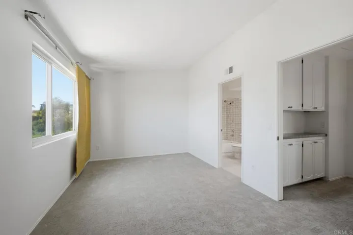 6805 Briarwood Drive, Carlsbad, California 92011
