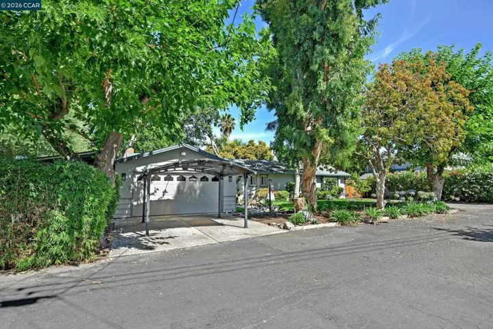 5230 Concord Blvd, Concord, California 94521