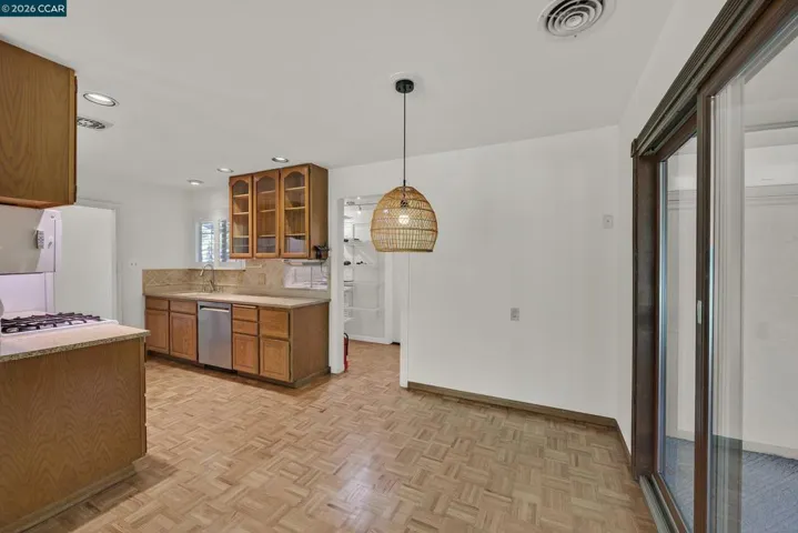 5230 Concord Blvd, Concord, California 94521