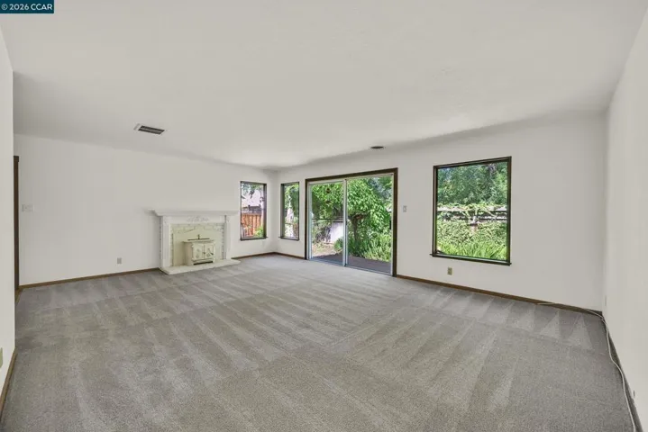5230 Concord Blvd, Concord, California 94521