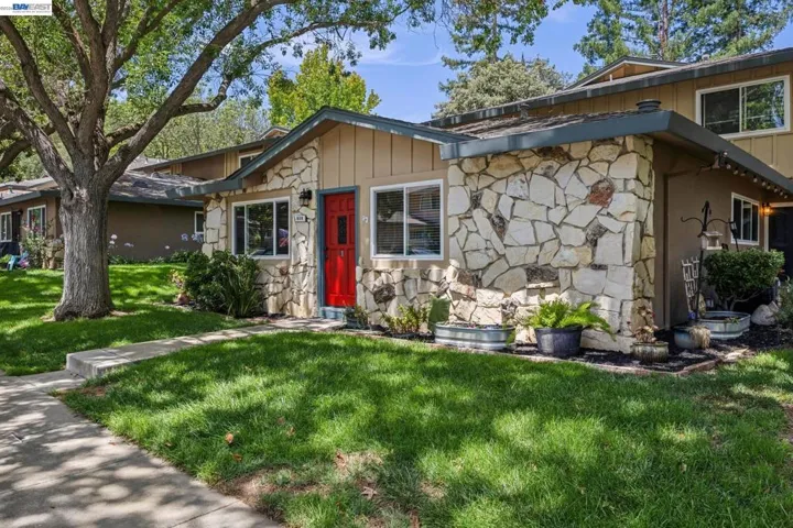 8110 Arroyo Dr, Pleasanton, California 94588