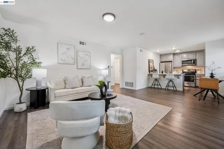 8110 Arroyo Dr, Pleasanton, California 94588