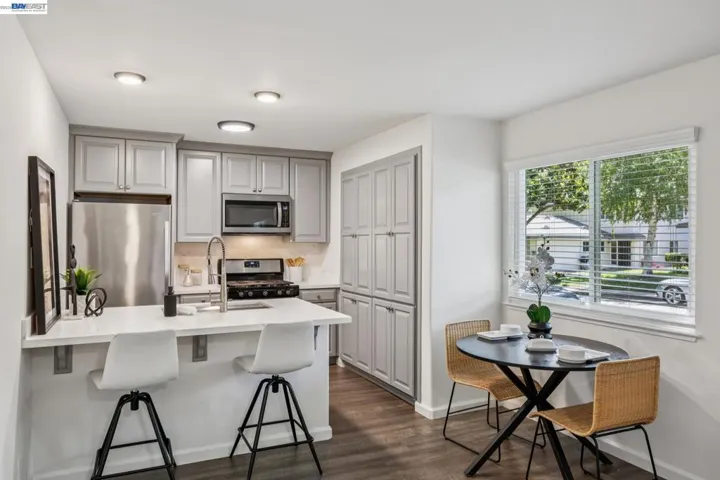 8110 Arroyo Dr, Pleasanton, California 94588