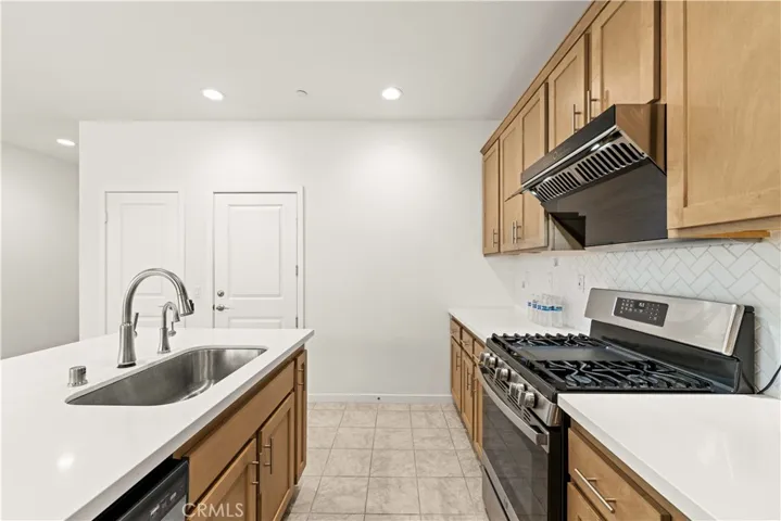 2915 E Duncan Paseo, Ontario, California 91761