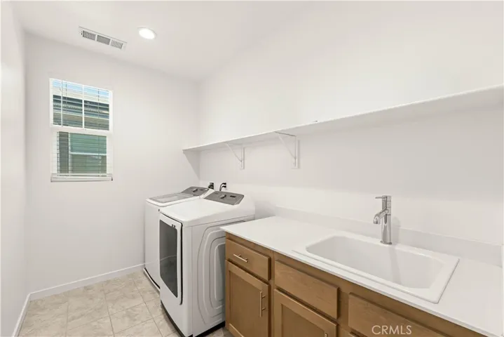 2915 E Duncan Paseo, Ontario, California 91761