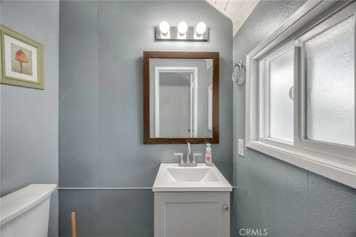 22934 Waters, Crestline, California 92325