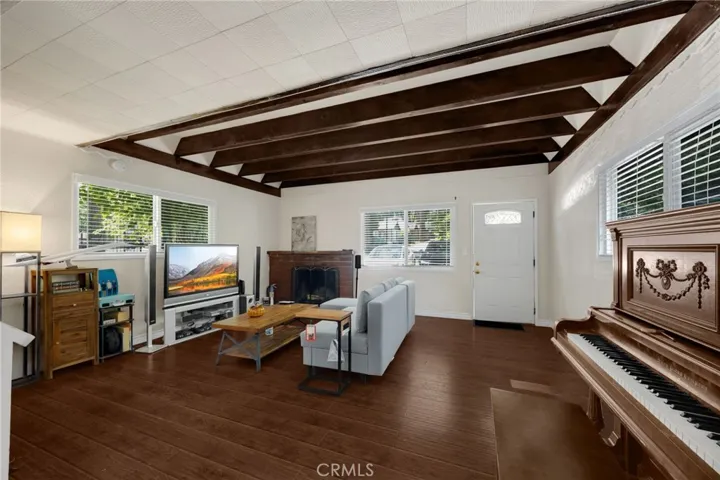 22934 Waters, Crestline, California 92325