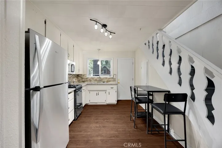 22934 Waters, Crestline, California 92325
