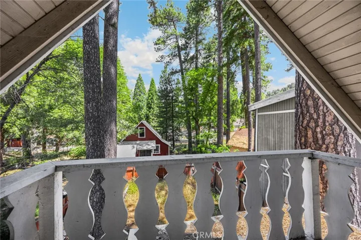 22934 Waters, Crestline, California 92325