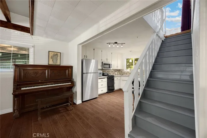 22934 Waters, Crestline, California 92325