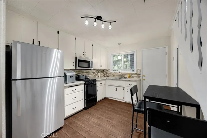 22934 Waters, Crestline, California 92325