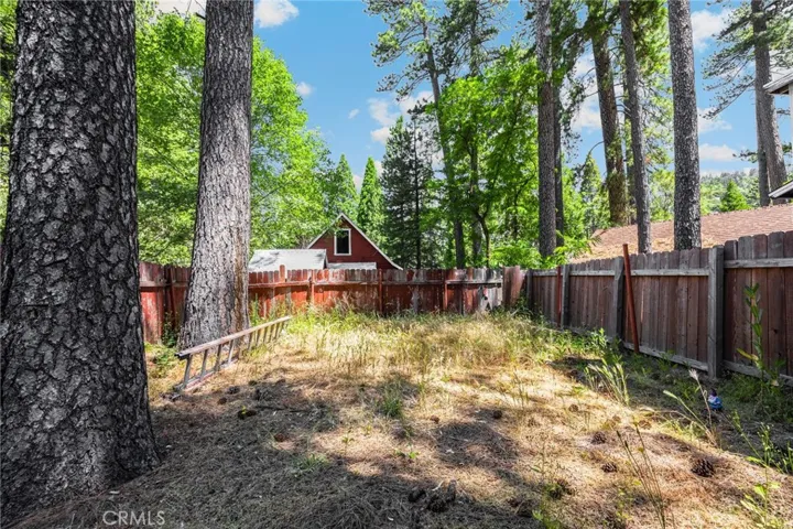 22934 Waters, Crestline, California 92325