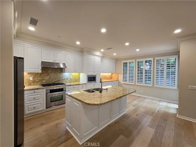 40 Bianco, Irvine, California 92618