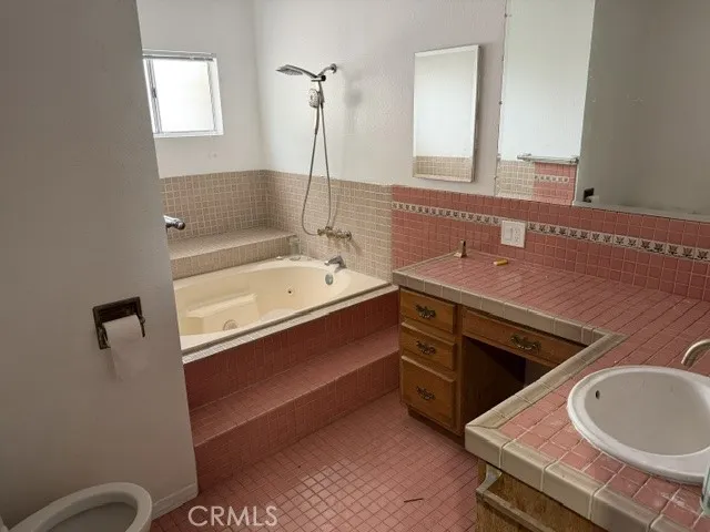 917 N Florence, Burbank, California 91505