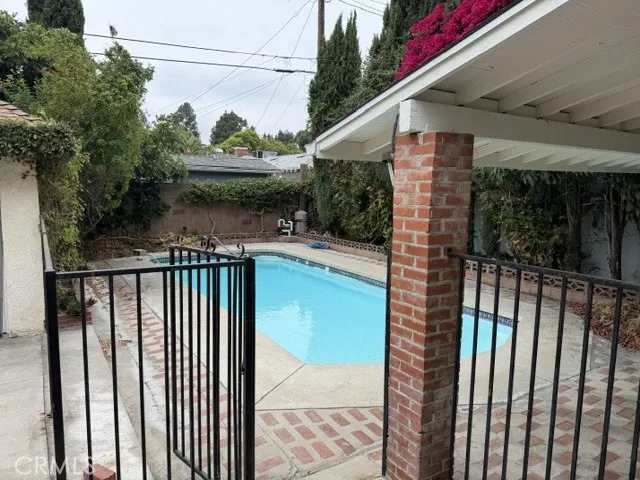 917 N Florence, Burbank, California 91505