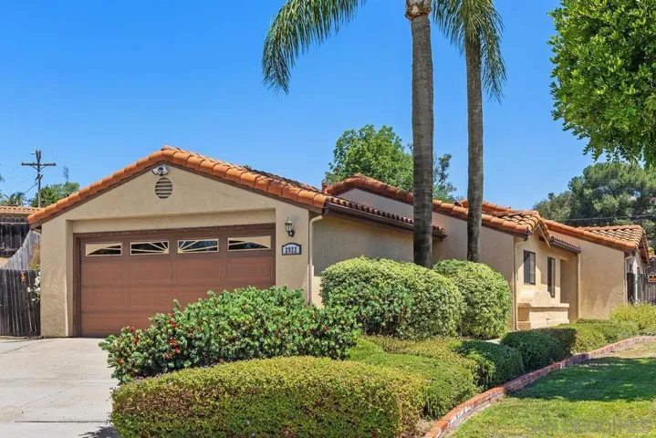 2922 Alamitos, Escondido, California 92027