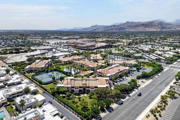 030_2-print-002_dji_0062_560