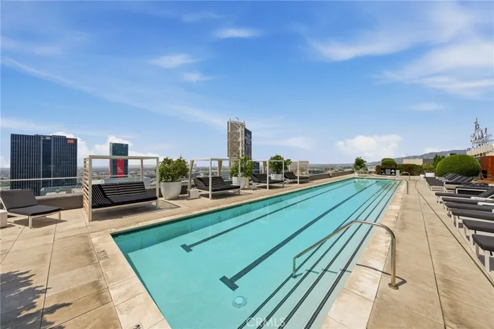 6250 Hollywood Boulevard 4m, Los Angeles, California 90028