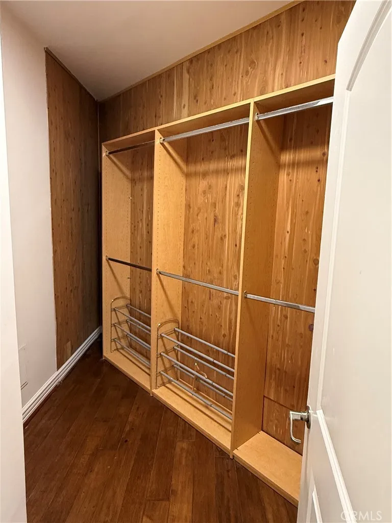 walk in closet