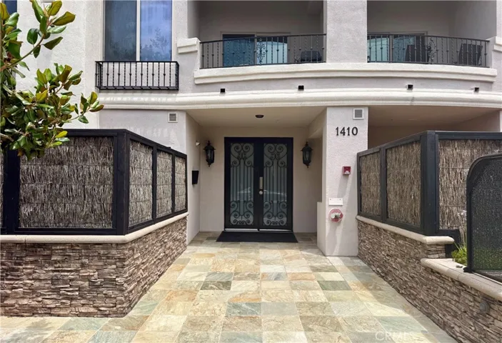 1410 N Curson Ave. #105, Los Angeles, California 90046