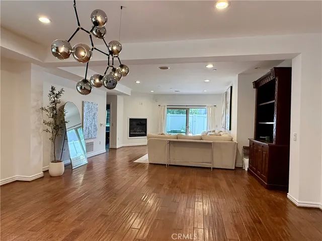 1410 N Curson Ave. #105, Los Angeles, California 90046