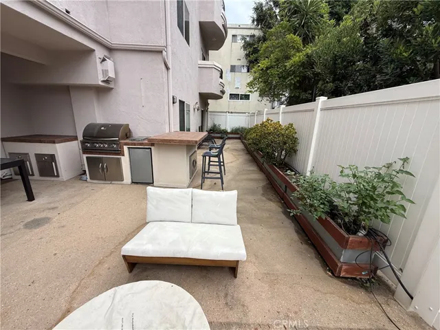 1410 N Curson Ave. #105, Los Angeles, California 90046