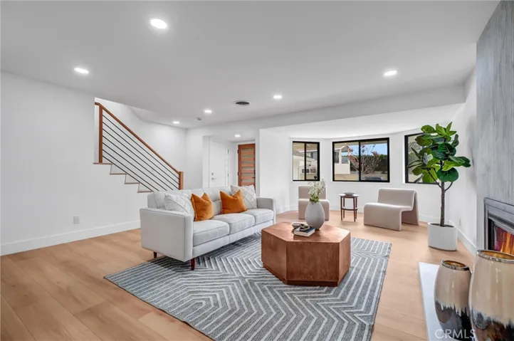 1824 West 245th Street, Torrance, California 90501