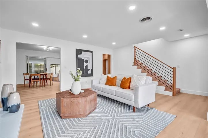 1824 West 245th Street, Torrance, California 90501