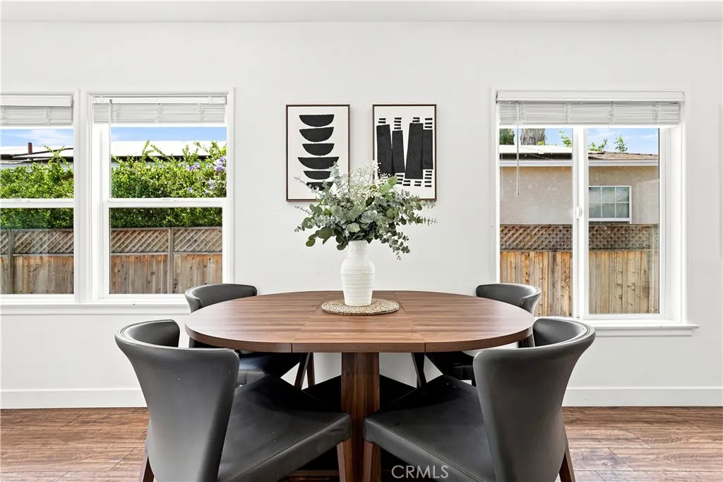 17418 Kingsbury Street, Granada Hills, California 91344 — photo 4