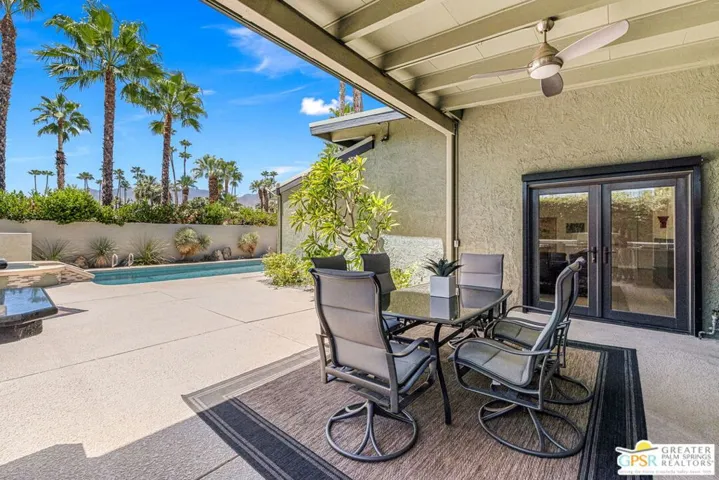 1120 S Calle De Maria, Palm Springs, California 92264